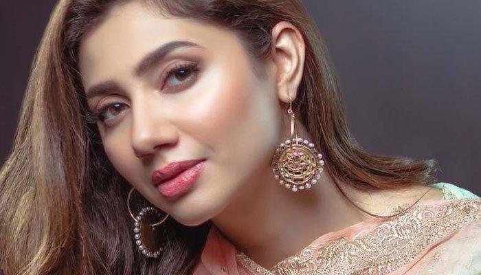 The 5 girls of Pakistani showbiz who are getting younger day by day