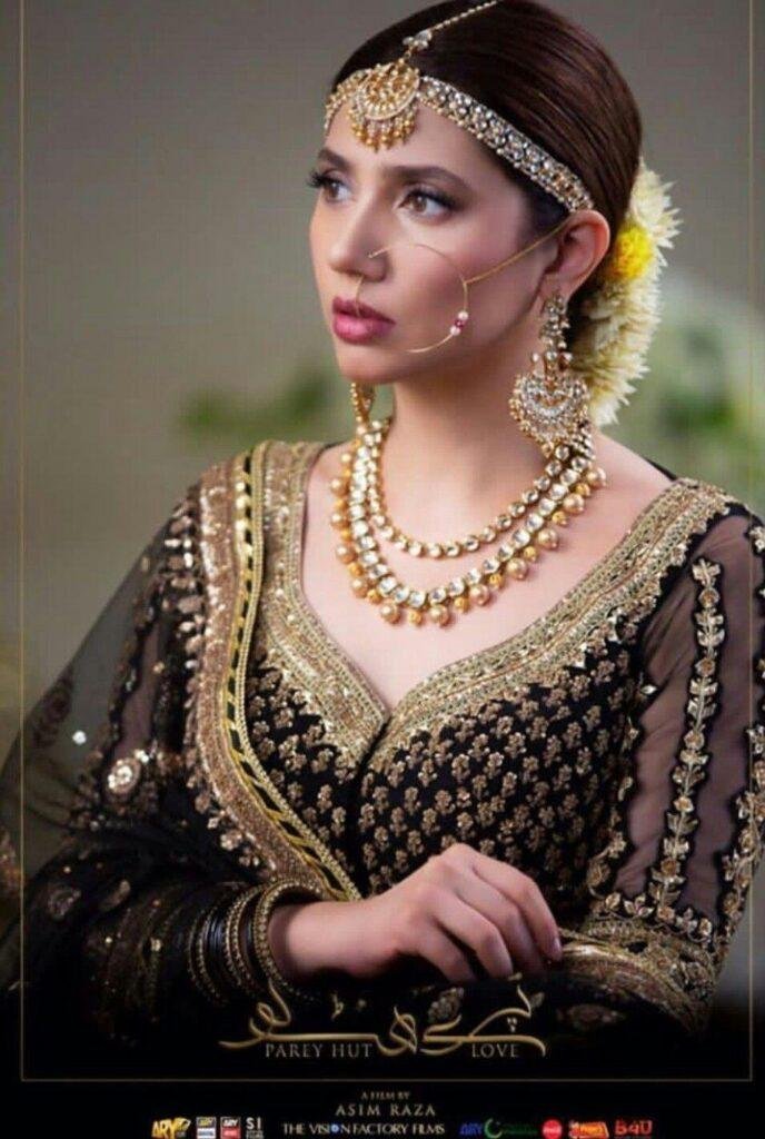 5 pictures that prove Mahira Khan is a fashion diva
