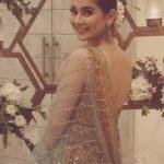 Hania-Amir-looks-Stunning-in-Backless-Dress-1