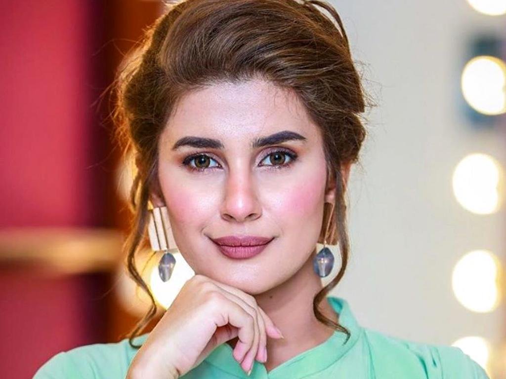 Kubra Khan and Goher Mumtaz to feature in a new film "Abhee"